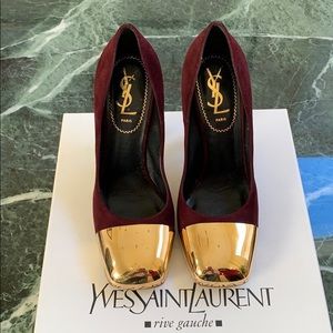 Yves Saint Laurent suede pump with metal cap toe
